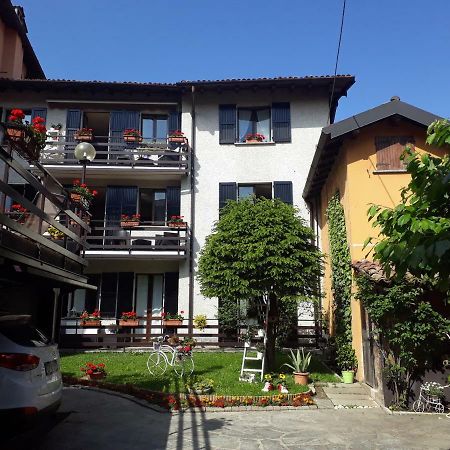Da Mara Lago Di Como Sormano Luaran gambar
